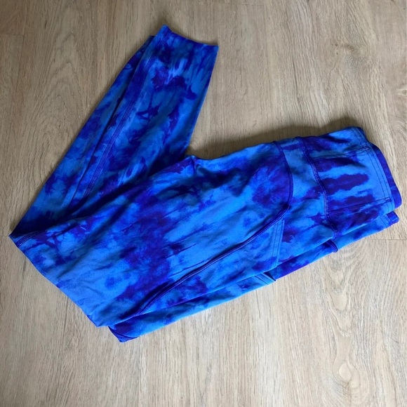 Lululemon 4, 25” game day fast and free leggings - Picture 4 of 5